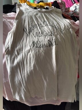 Women’s large Harley Davidson tank